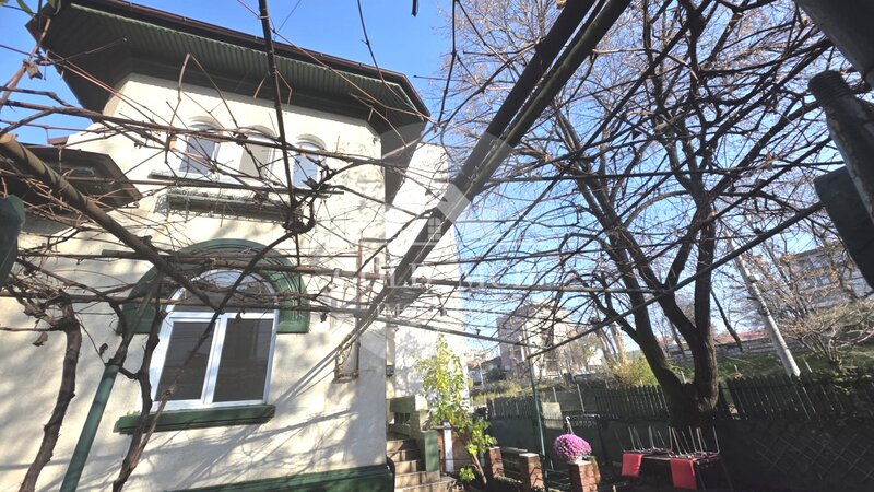 Floreasca, lac, casa.